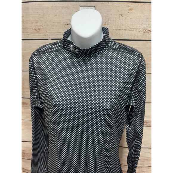 Under Armour Womens Shirt Size Medium Cold Gear Mock Long Sleeve Black Stars Top - Picture 15 of 15